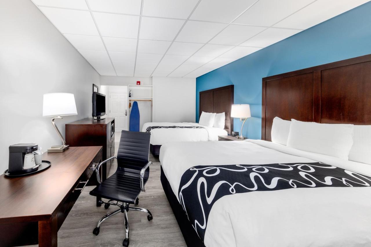 La Quinta Inn By Wyndham Линуд Екстериор снимка