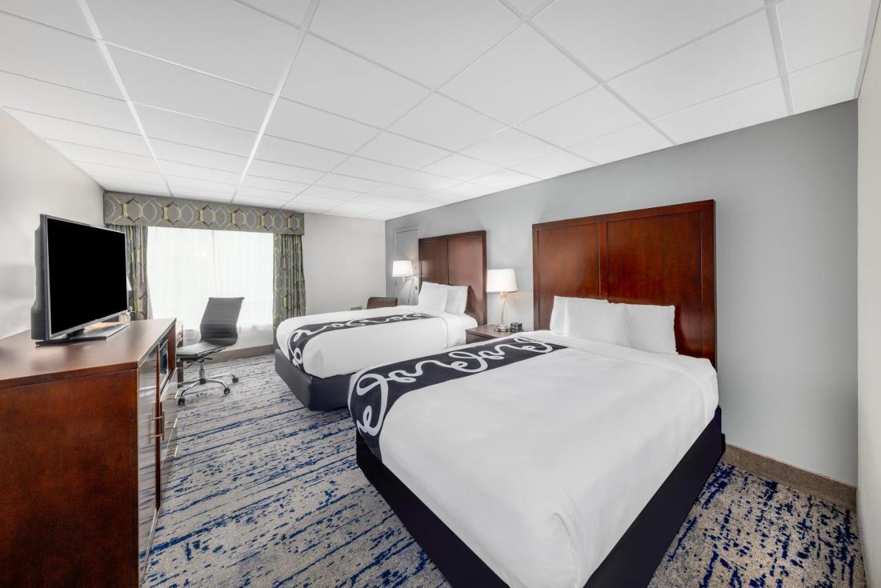 La Quinta Inn By Wyndham Линуд Екстериор снимка